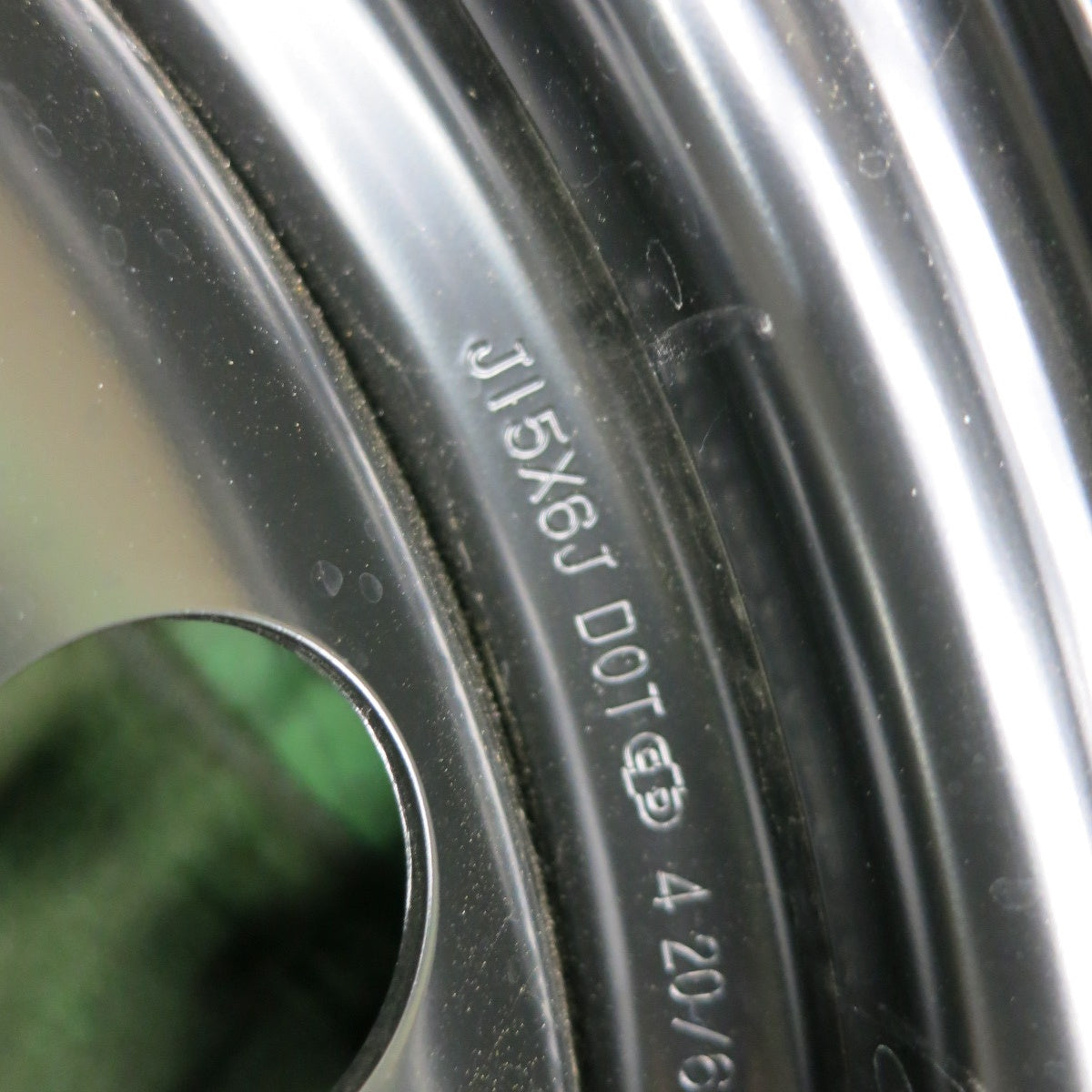 *送料無料* 新車外し★トヨタ ヤリス 純正 スチール ホイール 15インチ 15×6J PCD100/4H★4060806HAホ