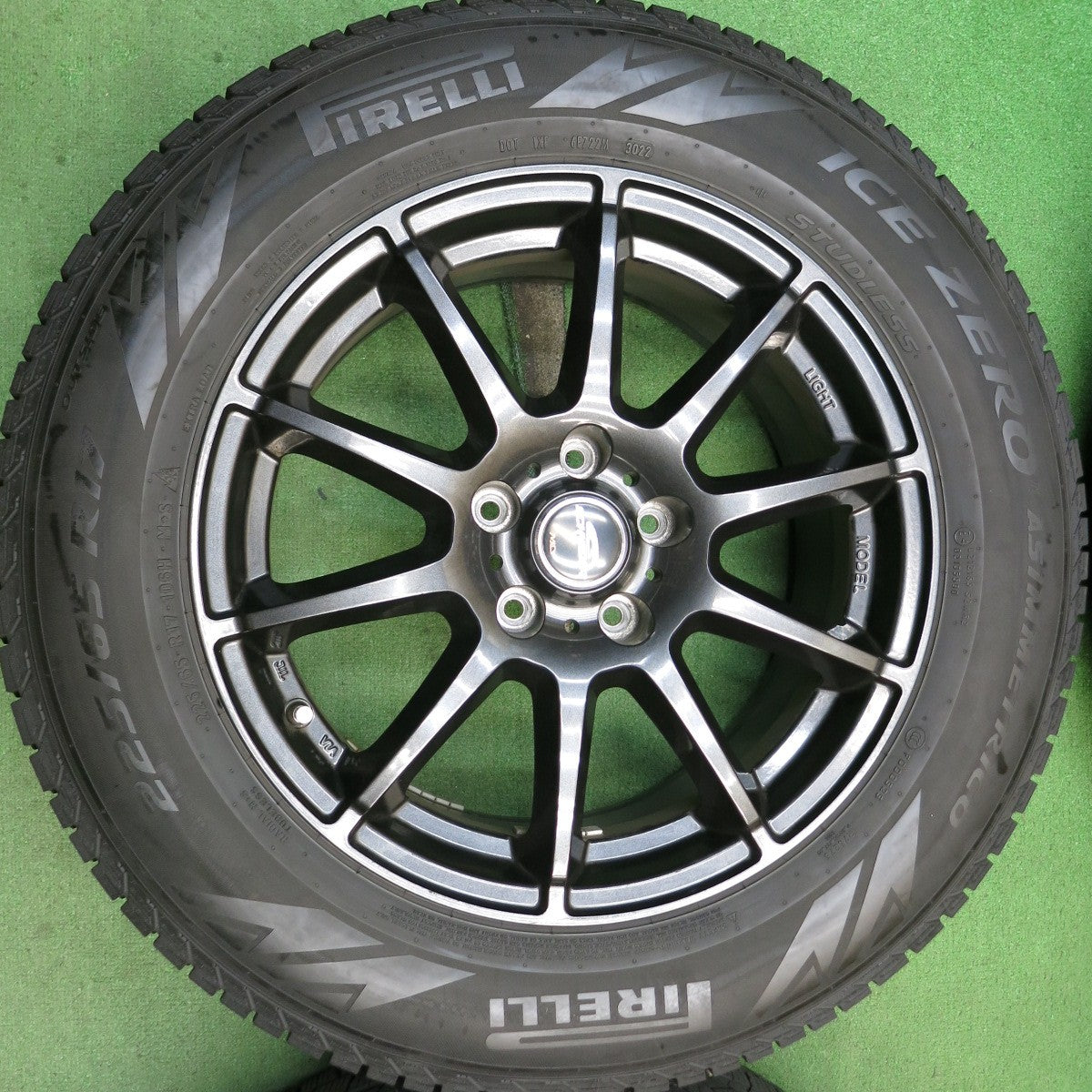バリ溝！22年！8.5分◎スタッドレス 225/65R17 ピレリ アイスゼロ アシンメトリコ SCHNEIDER MiD シュナイダー 17インチ PCD114.3/5H◎6071809HAス