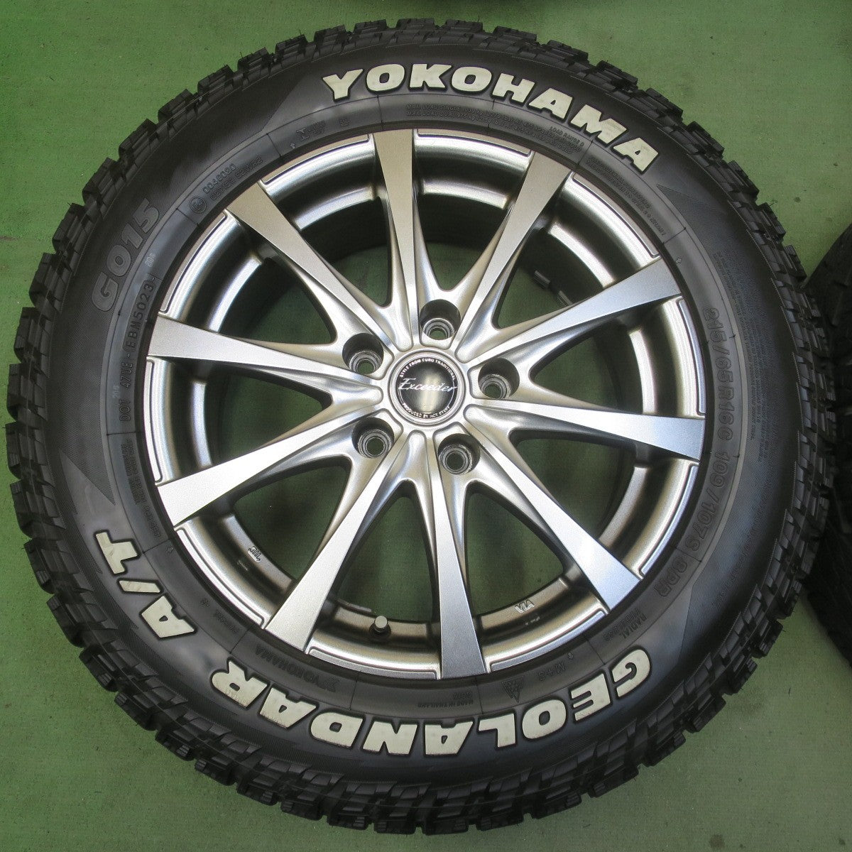 バリ溝！23年！キレイ！9.5分◎215/65R16 109/107S 8PR ヨコハマ ジオランダー A/T G015 ホワイトレター Exceeder エクシーダー 16インチ PCD114.3/5H◎6090403イノ