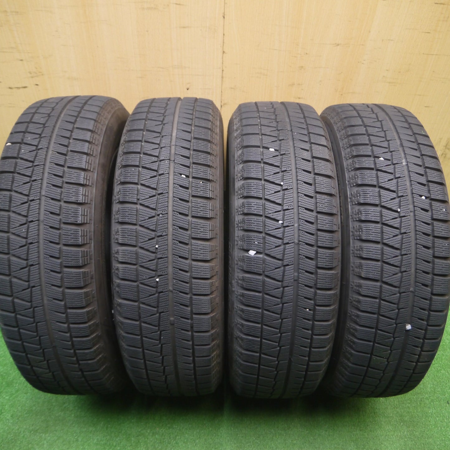 [送料無料] バリ溝！キレイ！8.5分★スタッドレス 185/65R15 ブリヂストン アイスパートナー2 TOPRUN トップラン 15インチ PCD100/4H★4110101Hス
