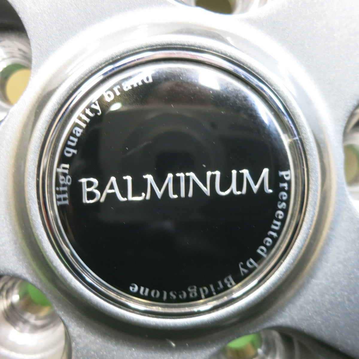 [送料無料] バリ溝！キレイ！ほぼ10分★スタッドレス 195/65R15 グッドイヤー アイスナビ6 BALMINUM バルミナ 15インチ PCD114.3/5H★4122509SYス