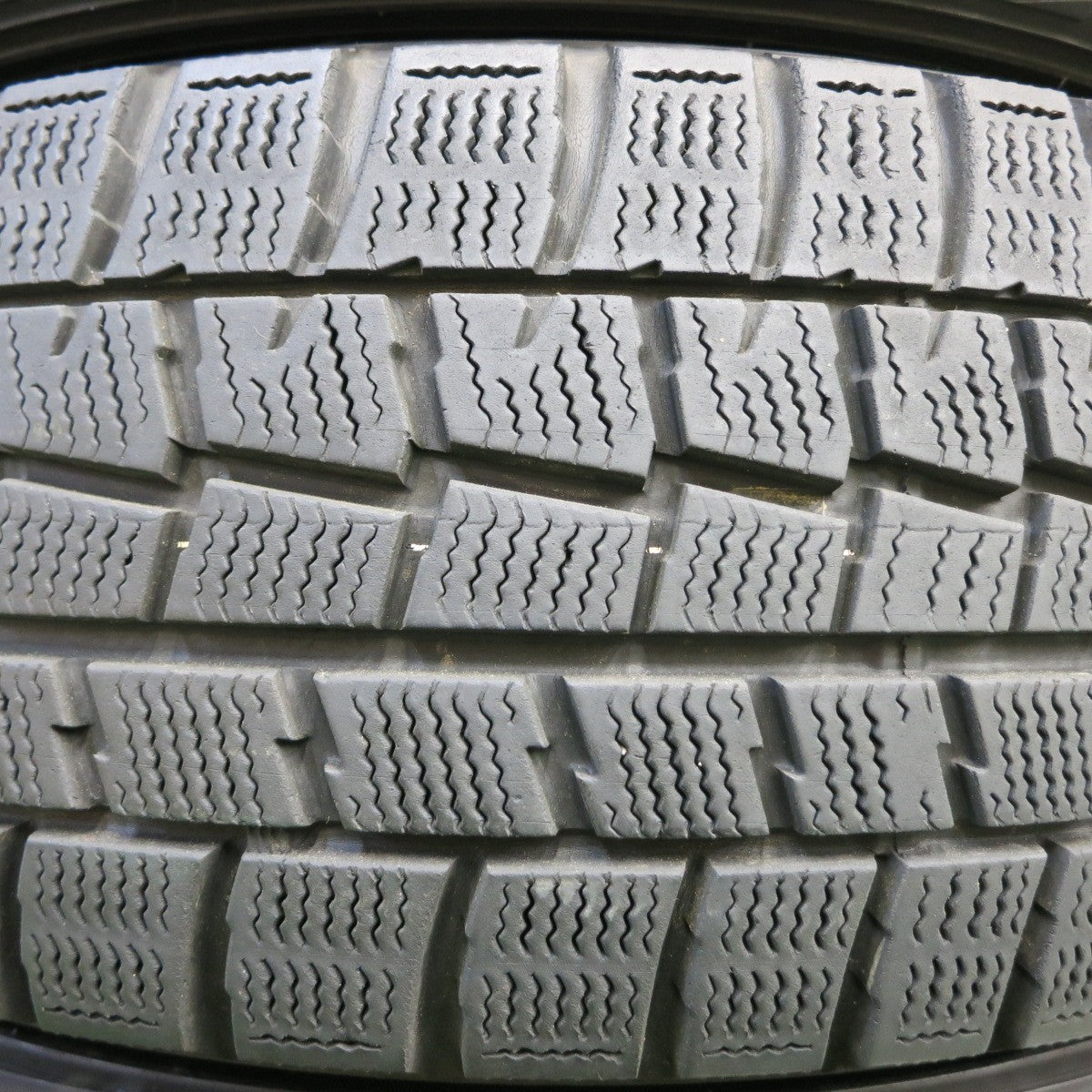 *送料無料* バリ溝！キレイ！8.5分★レクサス CT200h 純正 205/55R16 スタッドレス ダンロップ ウインターマックス WM01 PCD100/5H★4051004イス
