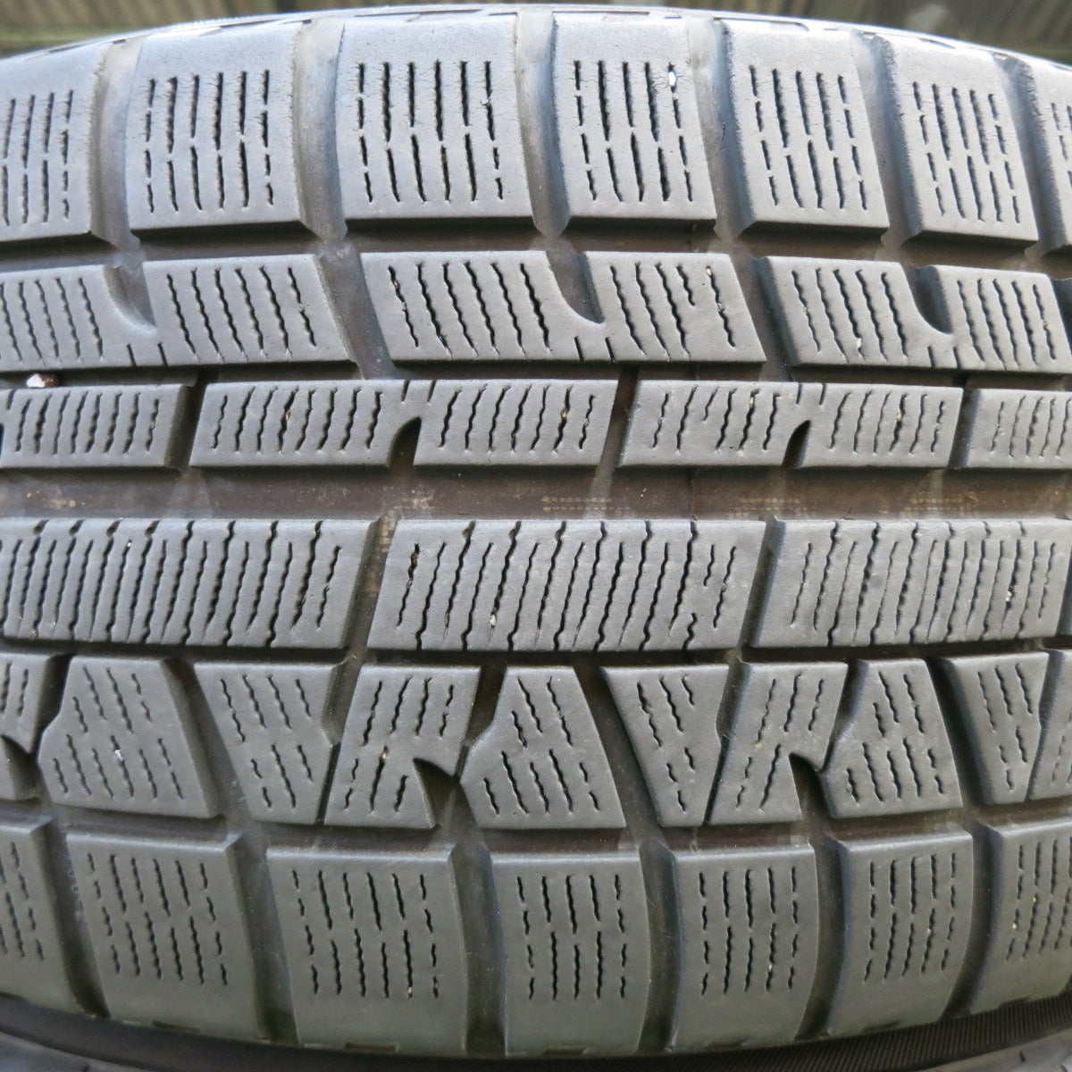 *送料無料* キレイ★インプレッサ等 205/55R16 スタッドレス ヨコハマ アイスガード iG50 プラス VELVA TESALIA ヴェルヴァ PCD100/5H★4032711イス