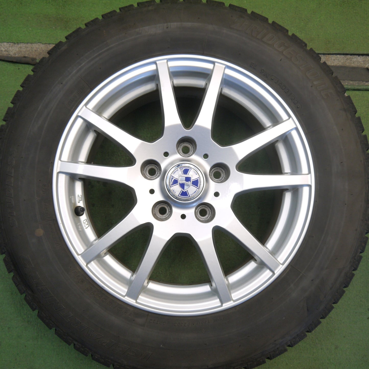 キレイ！23年◎スタッドレス 195/65R15 ブリヂストン アイスパートナー2 GMach 15インチ PCD114.3/5H◎6081706Hス