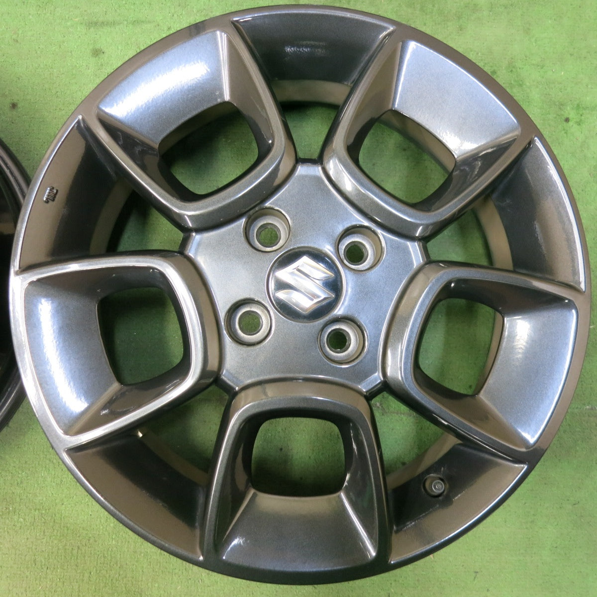 4本価格★スズキ クロスビー イグニス 純正 ホイール 16インチ 16×5J PCD100/4H★5061911SYホ