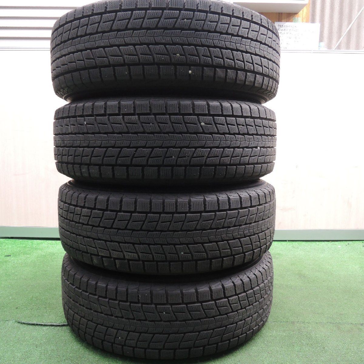 キレイ★スタッドレス 225/65R17 ダンロップ ウインターマックス SJ8 SEMVAES 17インチ PCD114.3/5H★3111805HAス