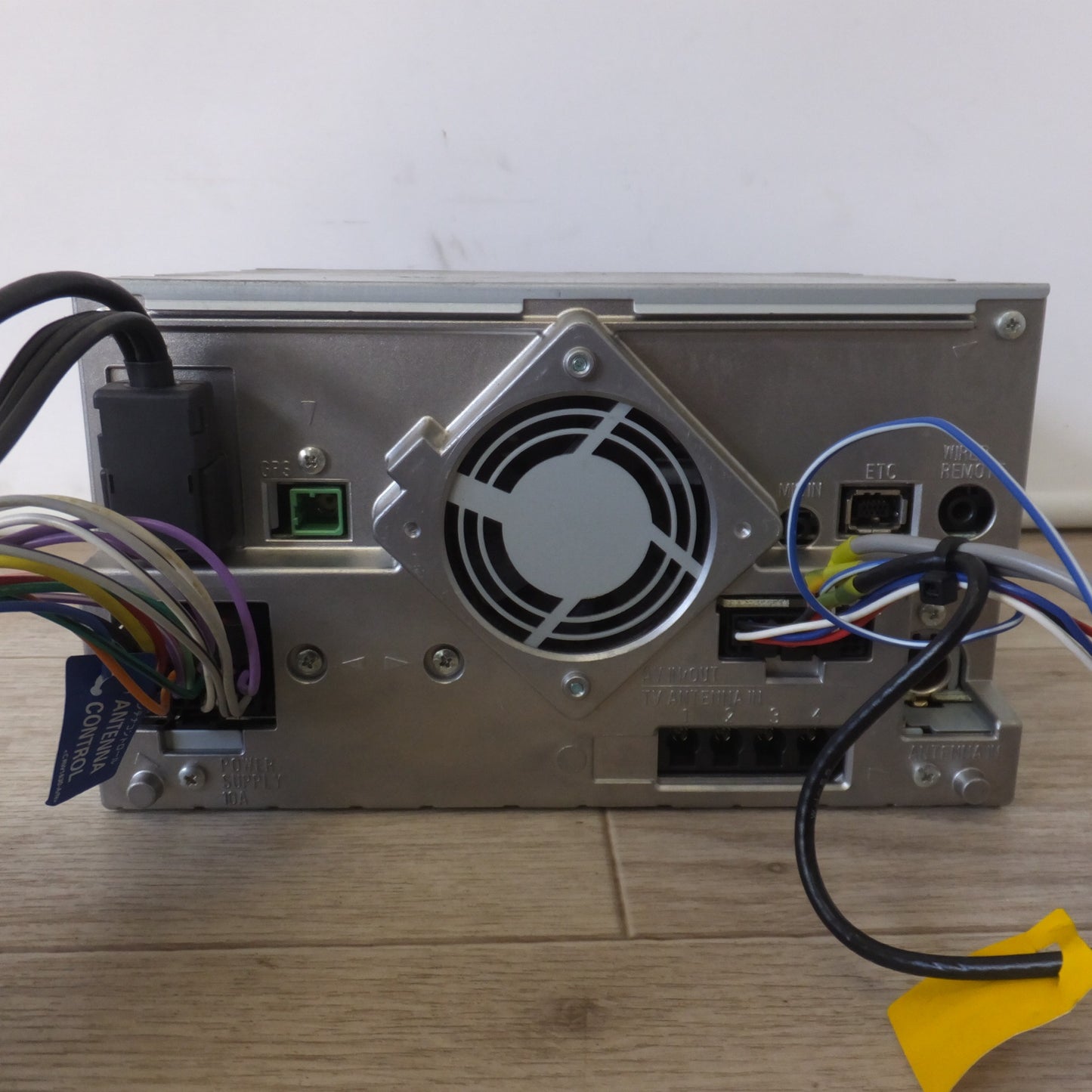 [送料無料] ★カロッツェリア carrozzeria AV一体型メモリーナビゲーション 楽ナビ AVIC-MRZ99[1]★
