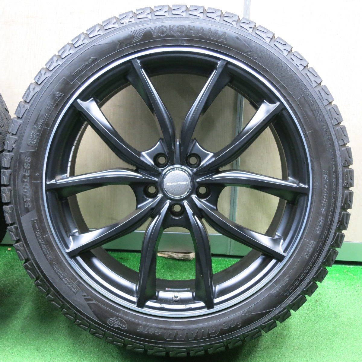 [送料無料] バリ溝！23年！キレイ！9.5分以上★マセラティ レヴァンテ 等 EUROTECH 265/45R20 スタッドレス ヨコハマ アイスガード G075 20インチ ユーロテック PCD114.3/5H★5011802NJス