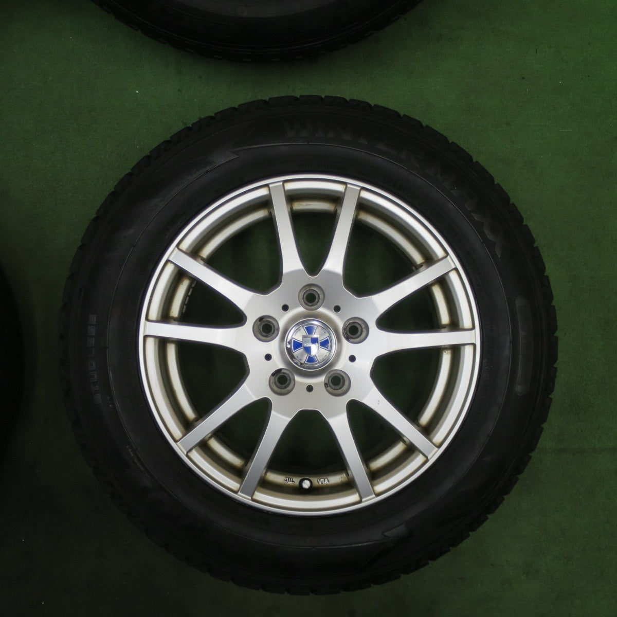 バリ溝！9分★スタッドレス 195/65R15 ダンロップ ウインターマックス WM02 GMach 15インチ PCD114.3/5H★6022305TTス