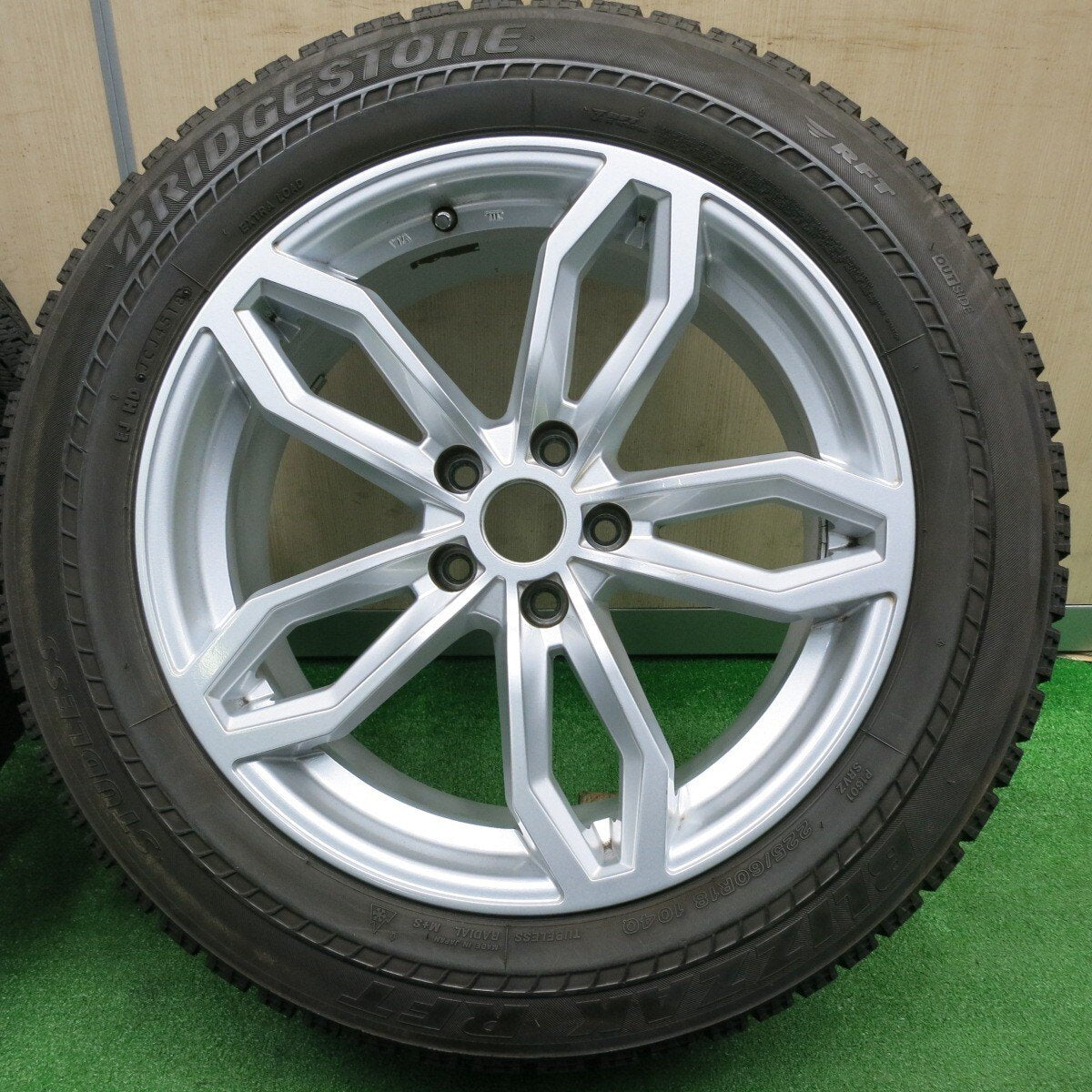 キレイ★BMW 等 AGA welt 225/60R18 スタッドレス ブリヂストン ブリザック RFT 18インチ ヴェルト PCD112/5H★4112602TNス