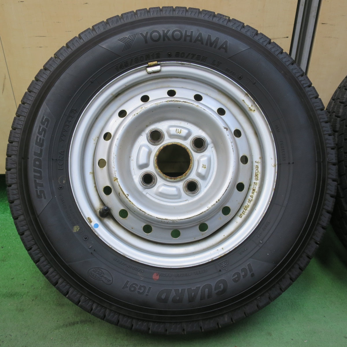 バリ溝！22年！9.5分★スタッドレス 145/80R12 80/78N ヨコハマ アイスガード iG91 スチール ホイール 12インチ PCD100/4H★6042707イス