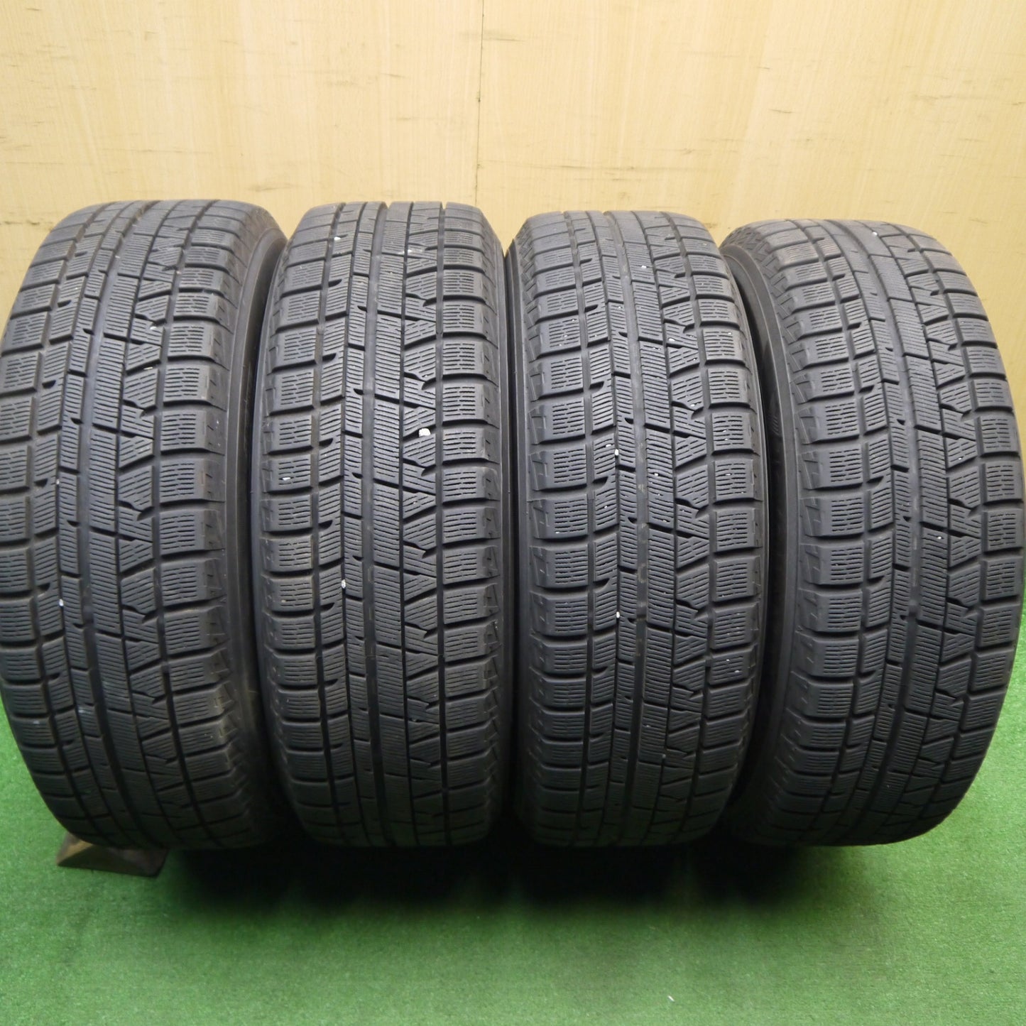 バリ溝！キレイ！9.5分★スタッドレス 215/60R17 ヨコハマ アイスガード iG50 プラス SCHNEIDER MiD シュナイダー 17インチ PCD114.3/5H★5122201Hス