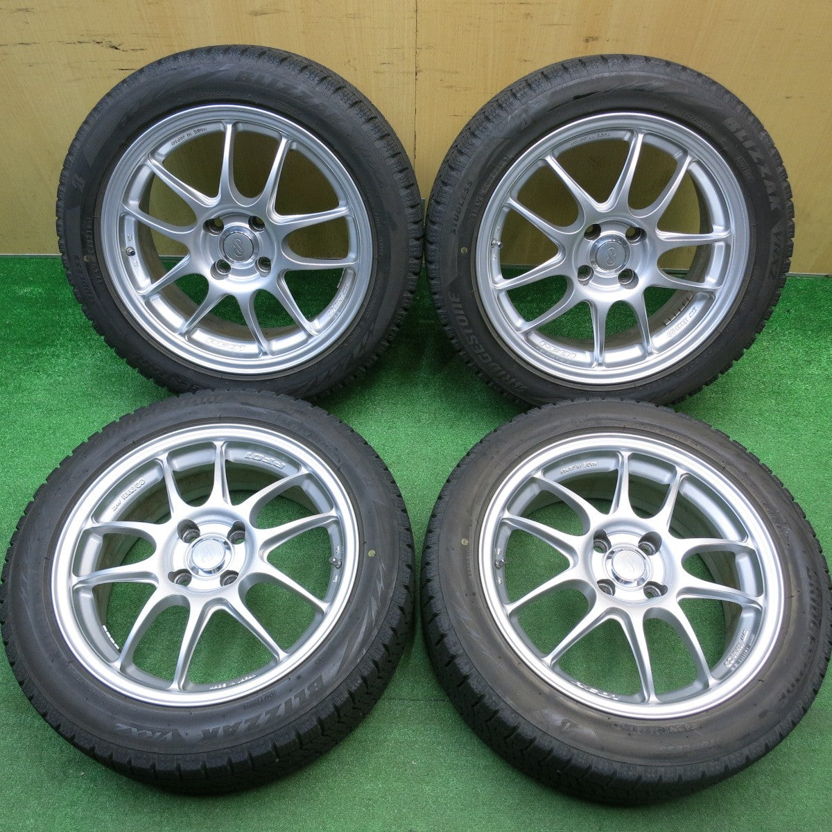 バリ溝！キレイ！9分★スタッドレス  ENKEI PF01 195/50R16 ブリヂストン ブリザック VRX2 エンケイ 16インチ PCD100/4H★5113009HAス