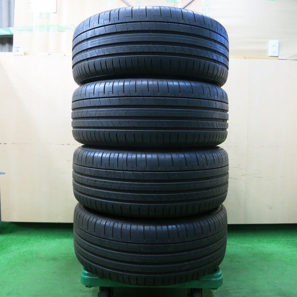 *送料無料* バリ溝！キレイ！9分★アウディ A7 Sライン 純正 255/40R20 ピレリ PZERO TM 20インチ PCD112/5H★4032701イノ