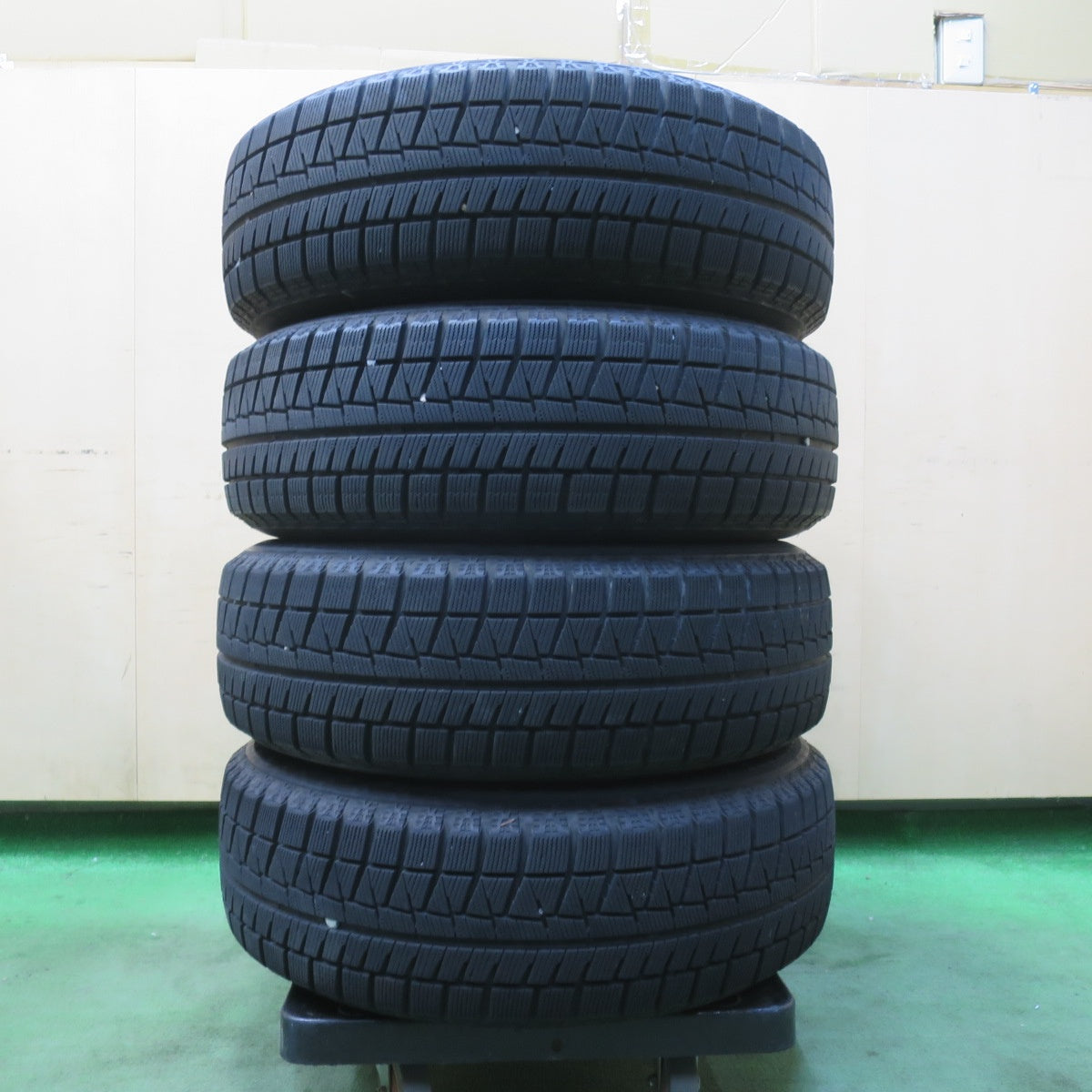 バリ溝！8.5分★スタッドレス 195/65R15 ブリヂストン アイスパートナー2 PREO プレオ 15インチ PCD114.3/5H★6010601イス