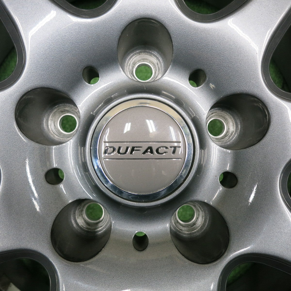 [送料無料] バリ溝！20年！キレイ！9.5分以上★スタッドレス 205/65R16 ダンロップ ウインターマックス WM02 DUFACT デュファクト 16インチ PCD114.3/5H★4111402NJス