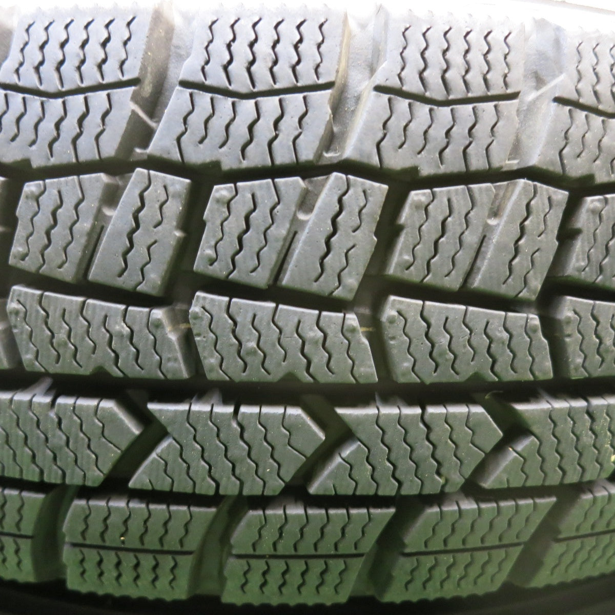 バリ溝！23年！ほぼ10分★スタッドレス 155/65R14 ダンロップ ウインターマックス WM02 Exceeder エクシーダー 14インチ PCD100/4H★6010302HAス