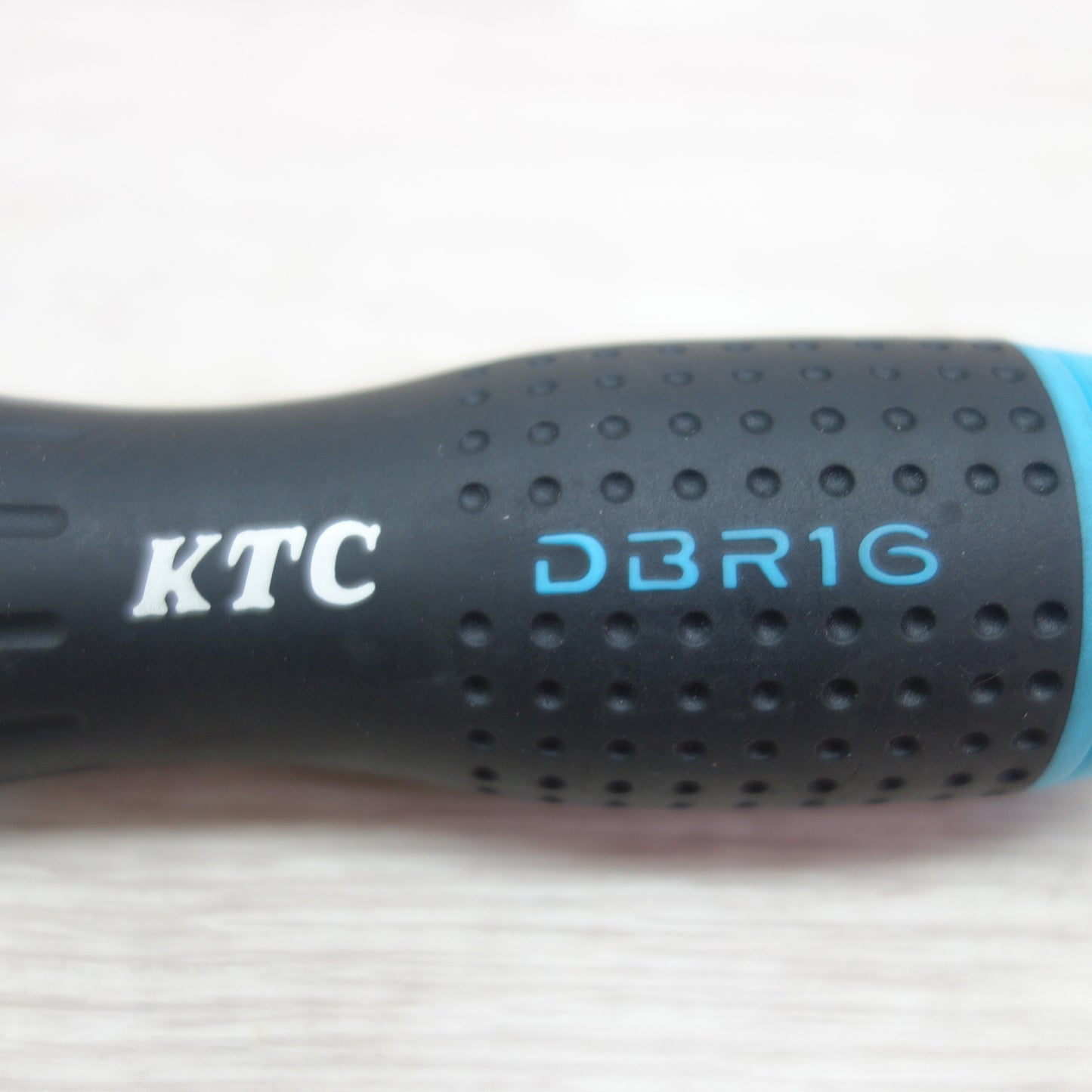 [送料無料] 2本セット☆KTC ラチェット ドライバー DBR14 DBR16 2本セット 先端ビット交換式☆