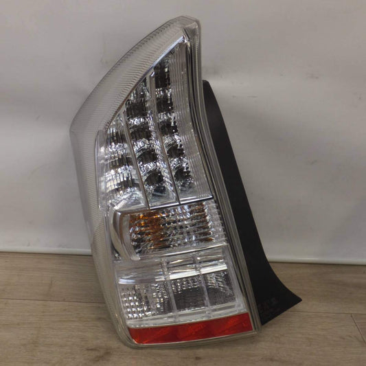[送料無料] 現状品★トヨタ TOYOTA 純正 プリウス ZVW30 テールライト STANLEY 47-37 左★