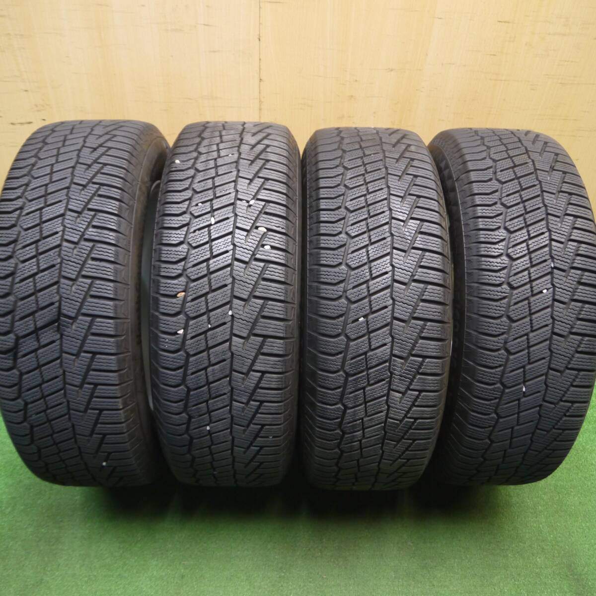 バリ溝！21年！キレイ！9分★スタッドレス 205/60R16 コンチネンタル ノースコンタクト NC6 ILLUGA iG 16インチ PCD114.3/5H★5011512Hス