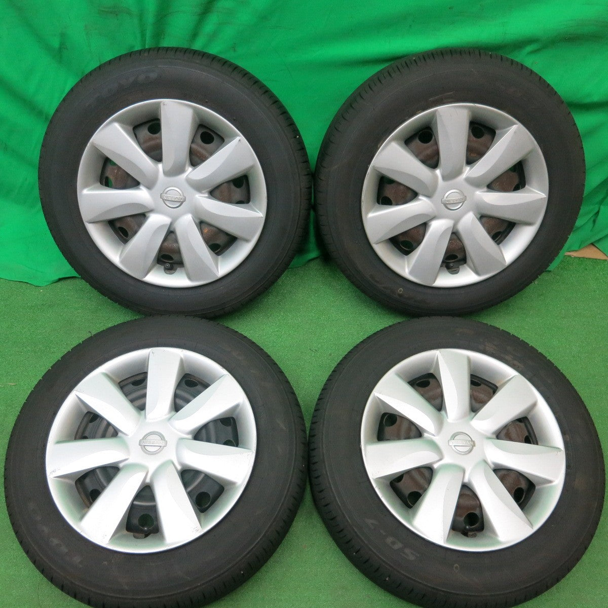 *送料無料* 超バリ溝！22年！ほぼ10分★日産 マーチ 純正 スチール 165/70R14 トーヨー SD-7 14インチ PCD100/4H★4043002ナノ