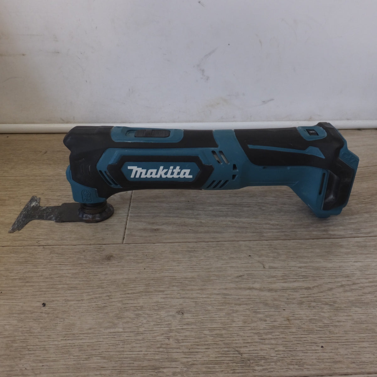 ★マキタ makita 充電式マルチツール TM30DSH 10.8V★