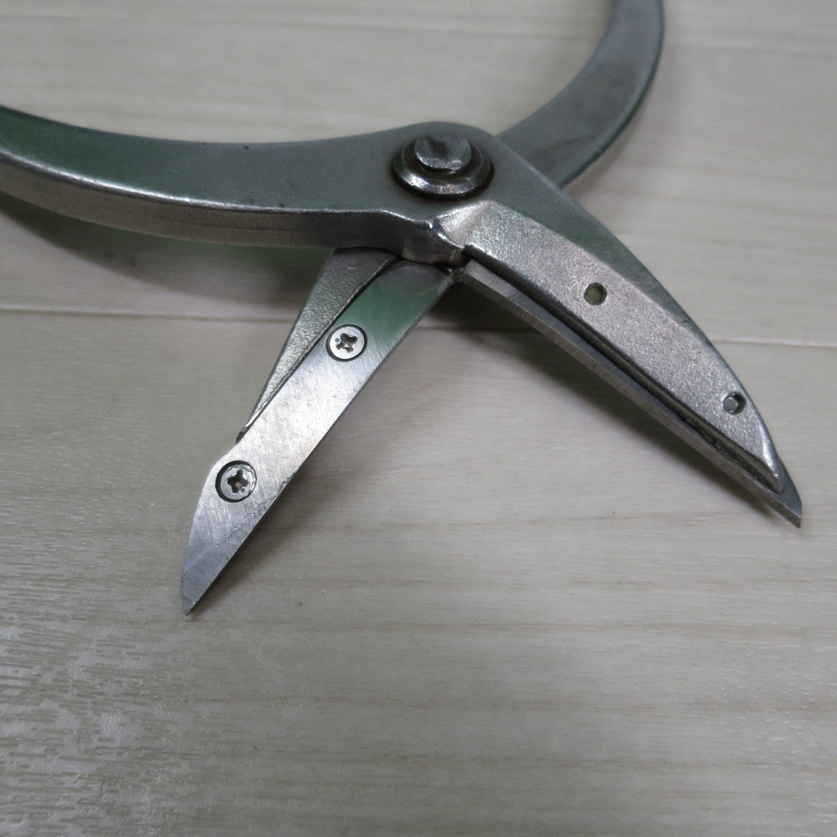 [送料無料] ☆東北エスパル 板金 はさみ 替刃式 伊達 全長約 290mm 金切 鋏 ハサミ ①☆