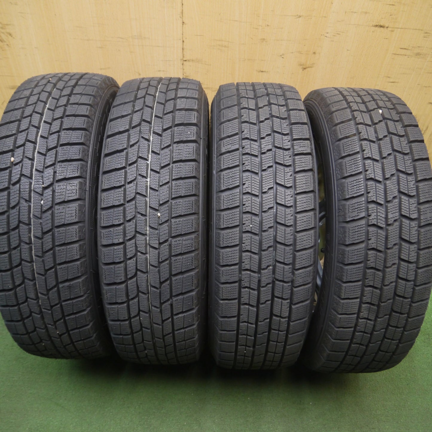 *送料無料* 超バリ溝！21年！キレイ！ほぼ10分★スタッドレス 175/65R15 グッドイヤー アイスナビ6 TOPRUN トップラン 15インチ PCD100/4H★4052701Hス