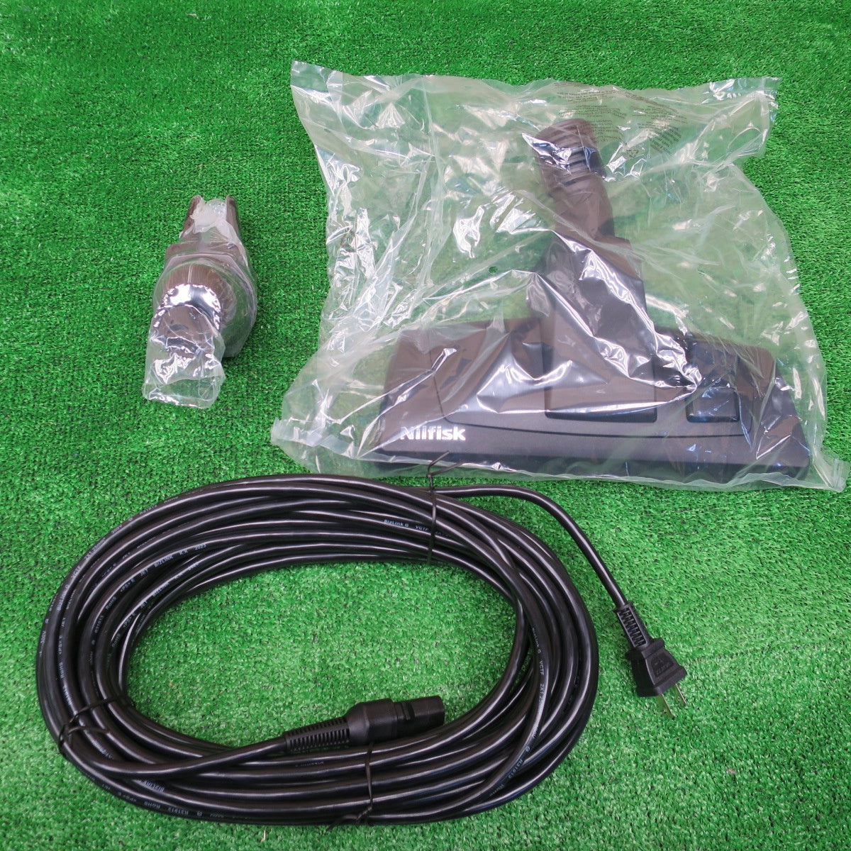 [送料無料] 未使用◆NILFISK 業務用 掃除機 GD930 S2 JP 清掃 掃除 ドライバキューム クリーナー ニルフィクス ②◆