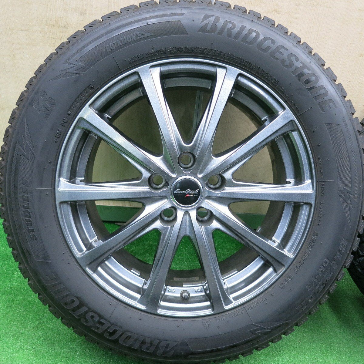 バリ溝！21年！キレイ！9.5分★スタッドレス 225/60R17 ブリヂストン ブリザック DM-V3 EuroSpeed MANARAY SPORT 17インチ PCD114.3/5H★4112906HAス