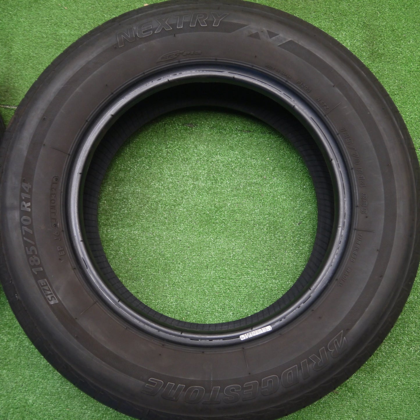 [送料無料] 4本価格！21年★185/70R14 ブリヂストン ネクストリー エコピア タイヤ 14インチ ノート フリード 等★4092410Hノタ