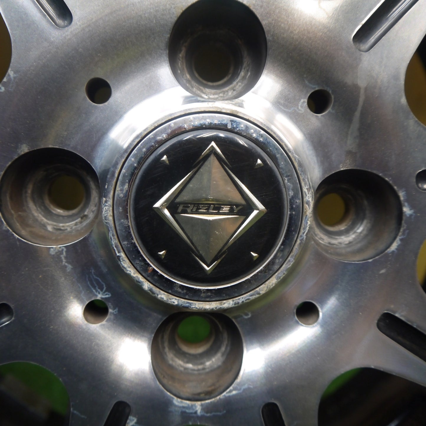 バリ溝！24年！9.5分以上★スタッドレス 145/80R13 ヨコハマ アイスガード iG60 RiZLEY ライツレー 13インチ PCD100/4H★5082703Hス