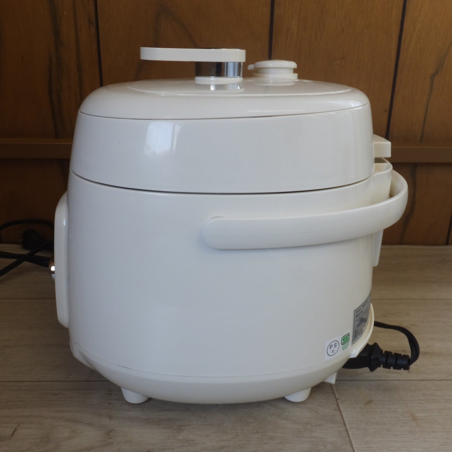 [送料無料] キレイ★新津興器 電気圧力鍋 HOME SWAN SDA-60　呼び容量 2.5L　AC100V 50/60Hz★
