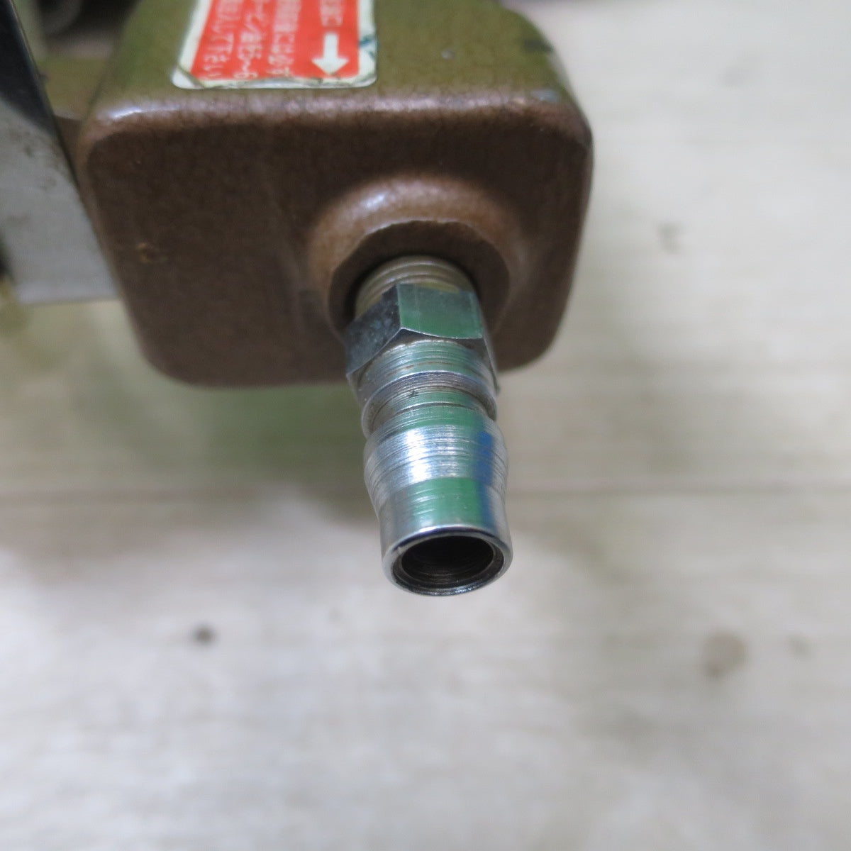 [送料無料] ☆兼松 ポケット 釘打機 KDN-32L エアー ツール 工具 釘打ち機 エア ネイラ デュオ ファスト カネマツ ジャンク品☆