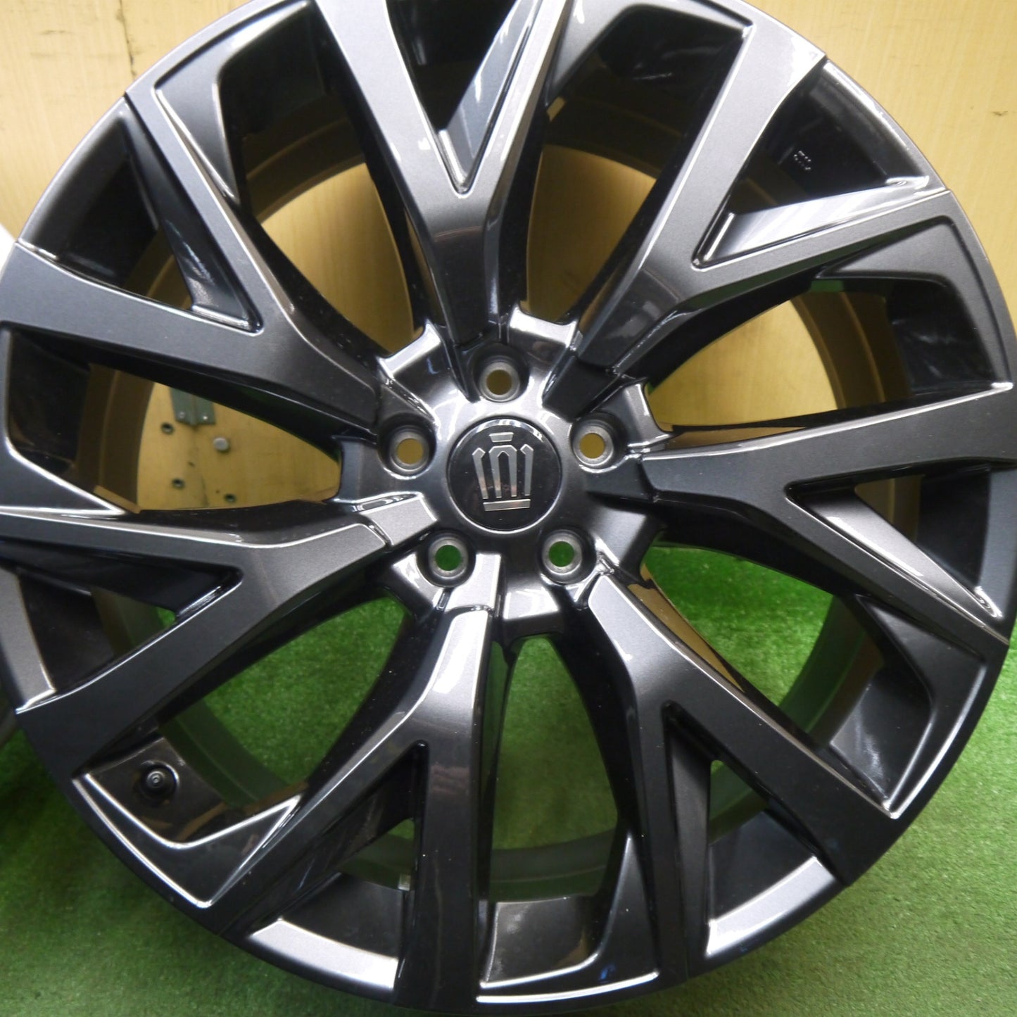 未使用★トヨタ クラウン エステート Zグレード 純正 ホイール 21インチ 21×8.5J PCD114.3/5H★6021801Hホ