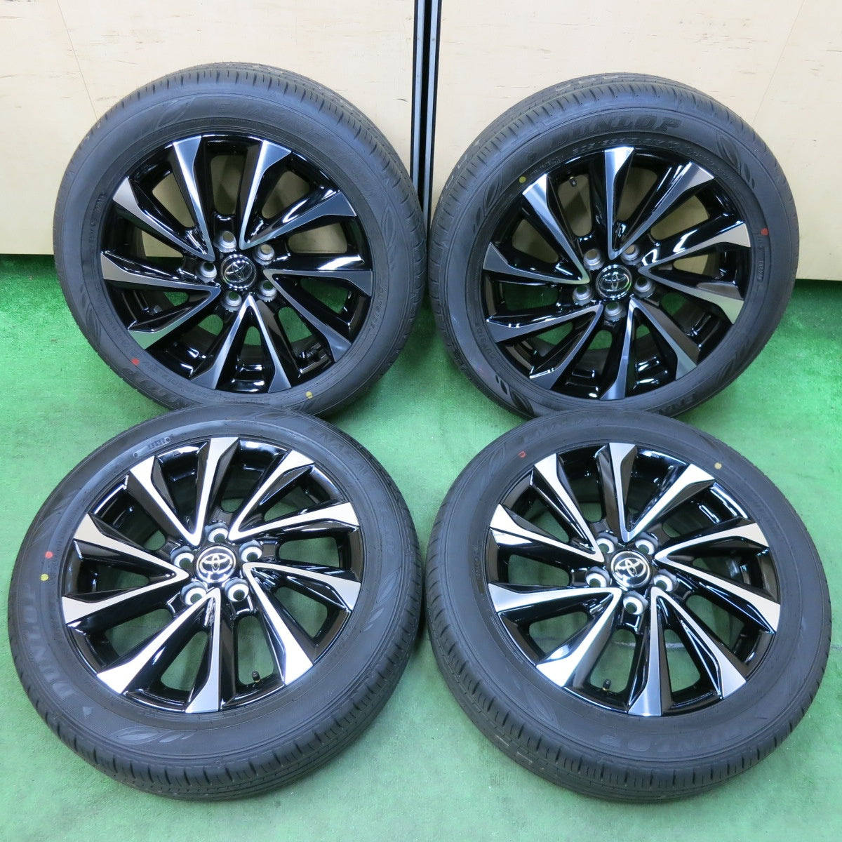 新車外し24年製195/60R17 90H ダンロップ EC350+ 2本 ① ダンロップ 195/60R17 90H EC204 352049 1本（直送品） - アスクル