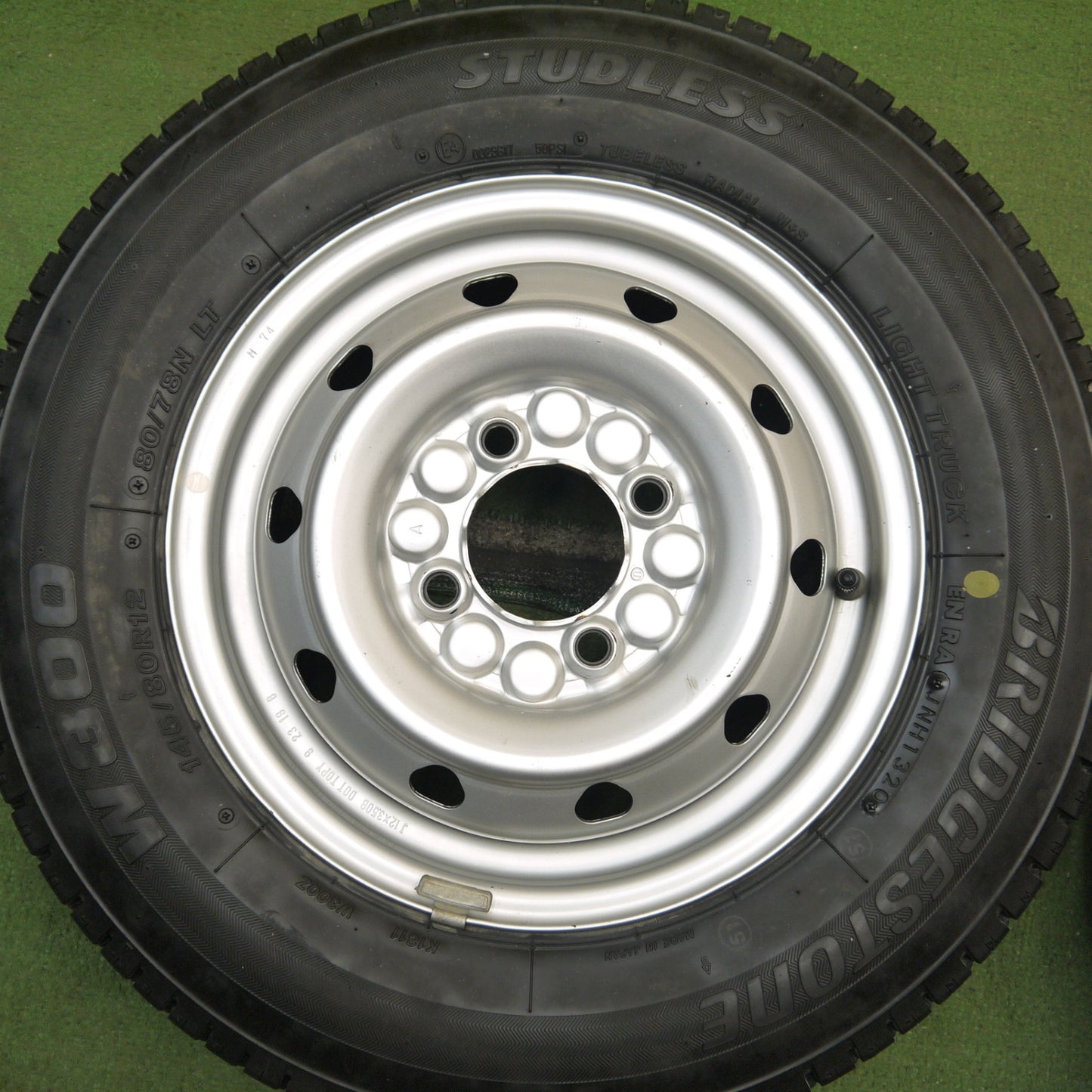 キレイ★スタッドレス 145/80R12 80/78N ブリヂストン W300 TOPY スチール ホイール 12インチ PCD100/4H★5091003Hス