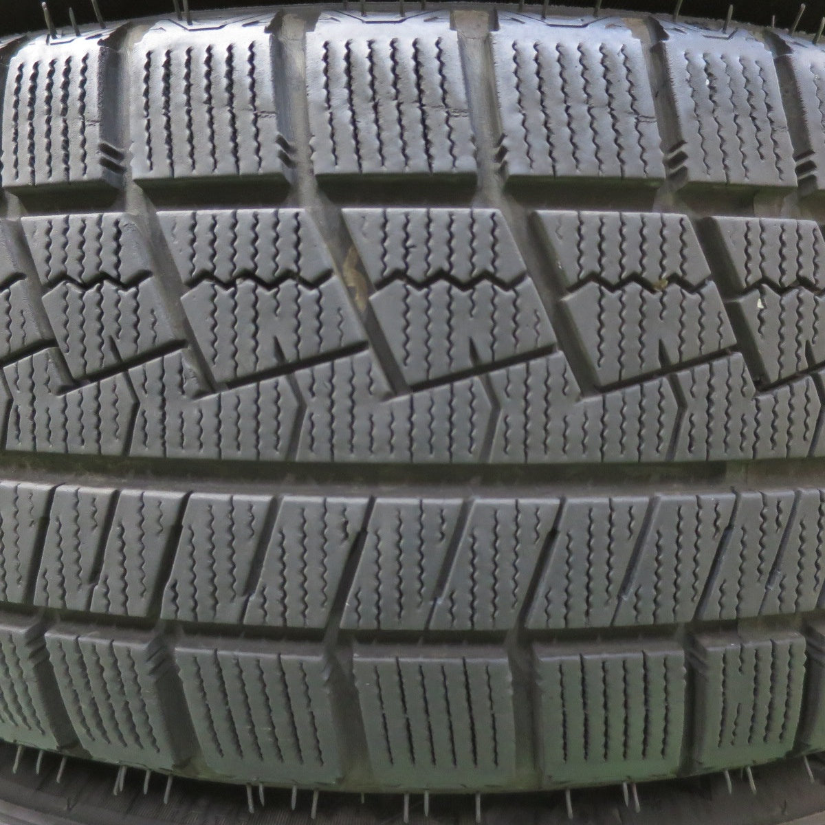 4本価格！21年★トヨタ SAI サイ 純正 205/60R16 スタッドレス ネクセン ウィンガード アイス2 16インチ PCD114.3/5H★5062506イス