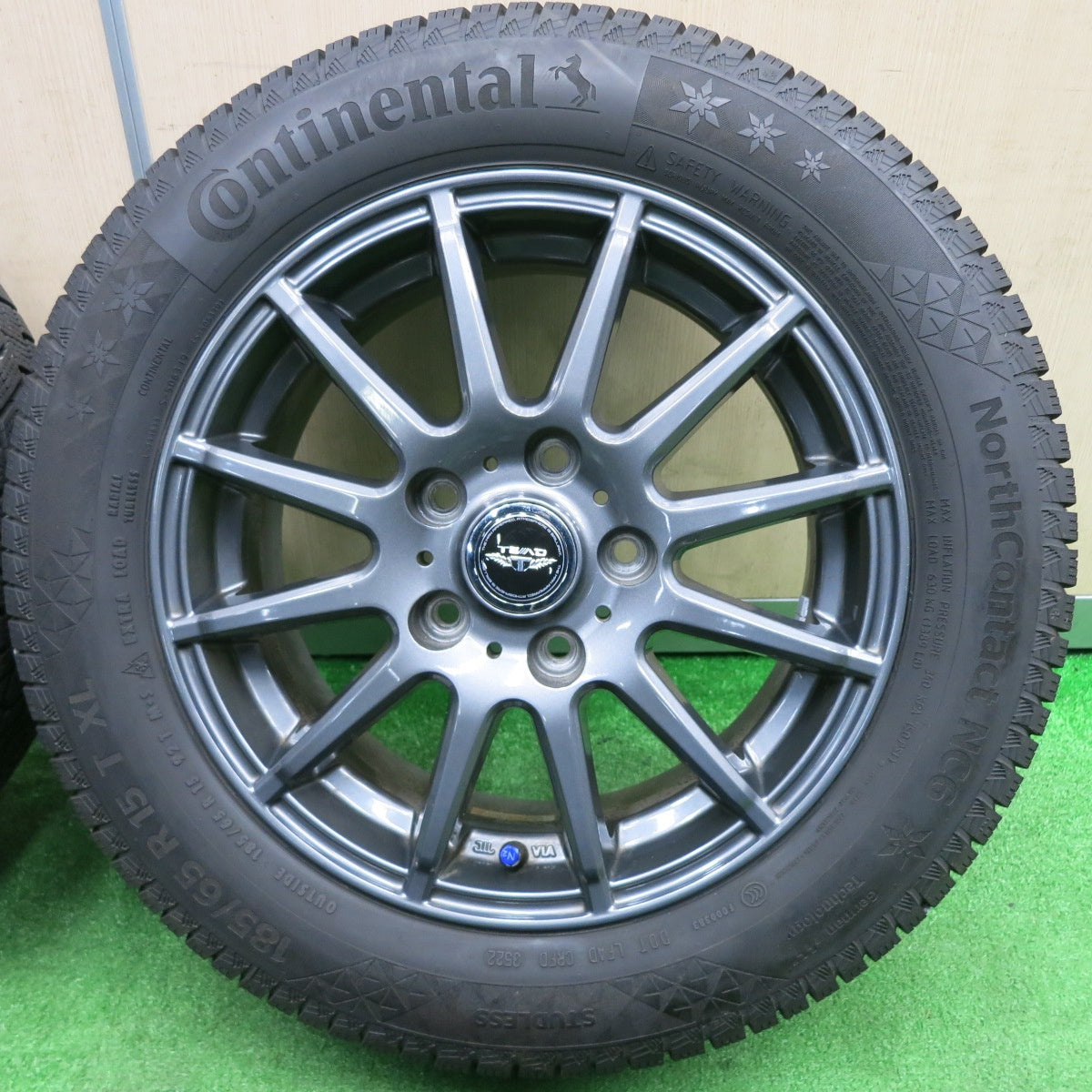 [送料無料] バリ溝！22年！キレイ！9分★スタッドレス 185/65R15 コンチネンタル ノースコンタクト NC6 TEAD テッド 15インチ PCD114.3/5H★4122008TNス
