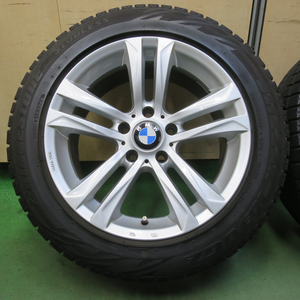4本価格★BMW 等 MAK BIMMER 225/55R17 スタッドレス ブリヂストン ブリザック REVO GZ 17インチ ビマー PCD120/5H★6051901イス