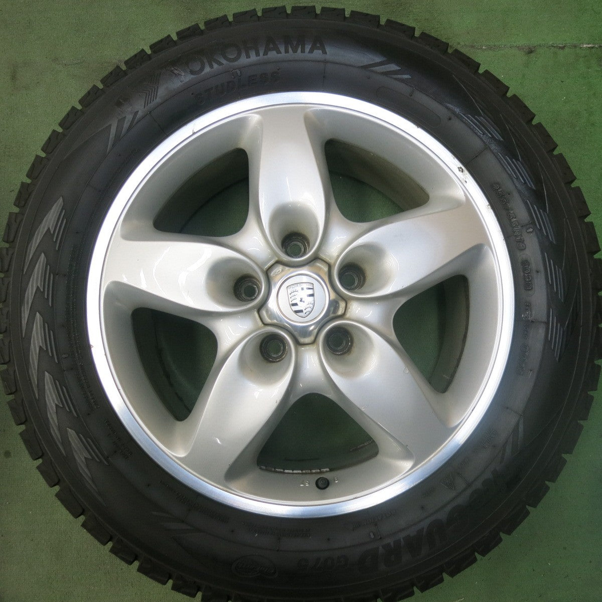 バリ溝！9.5分★ポルシェ カイエン 955 純正 BBS 255/55R18 スタッドレス ヨコハマ アイスガード G075 18インチ PCD130/5H★5110702SKス