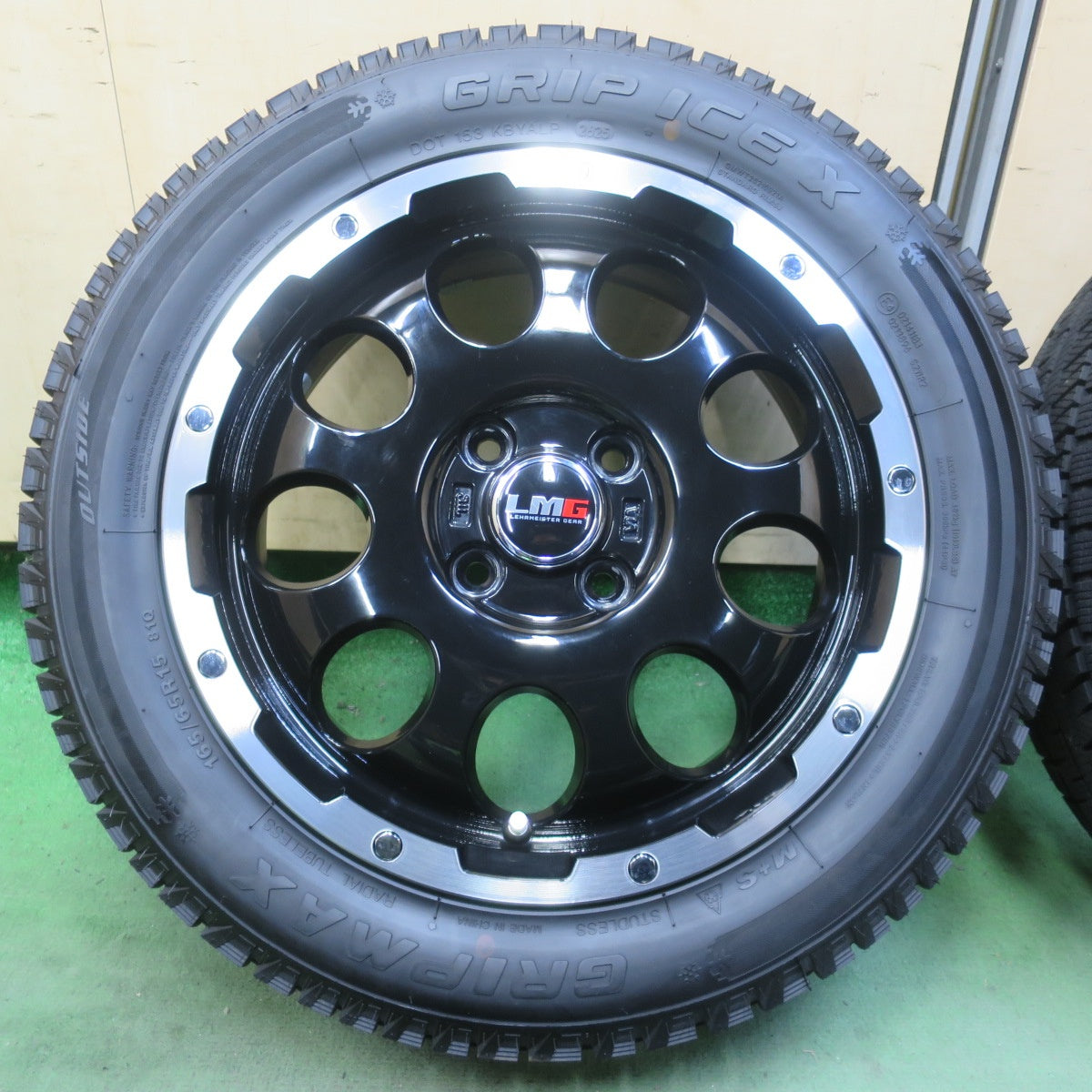 ほぼ未使用！25年！キレイ◎スタッドレス 165/65R15 グリップマックス GRIP ICE X LEHRMEISTER GEAR レアマイスター 軽サイズ タフト 等 15インチ PCD100/4H◎6092911イス