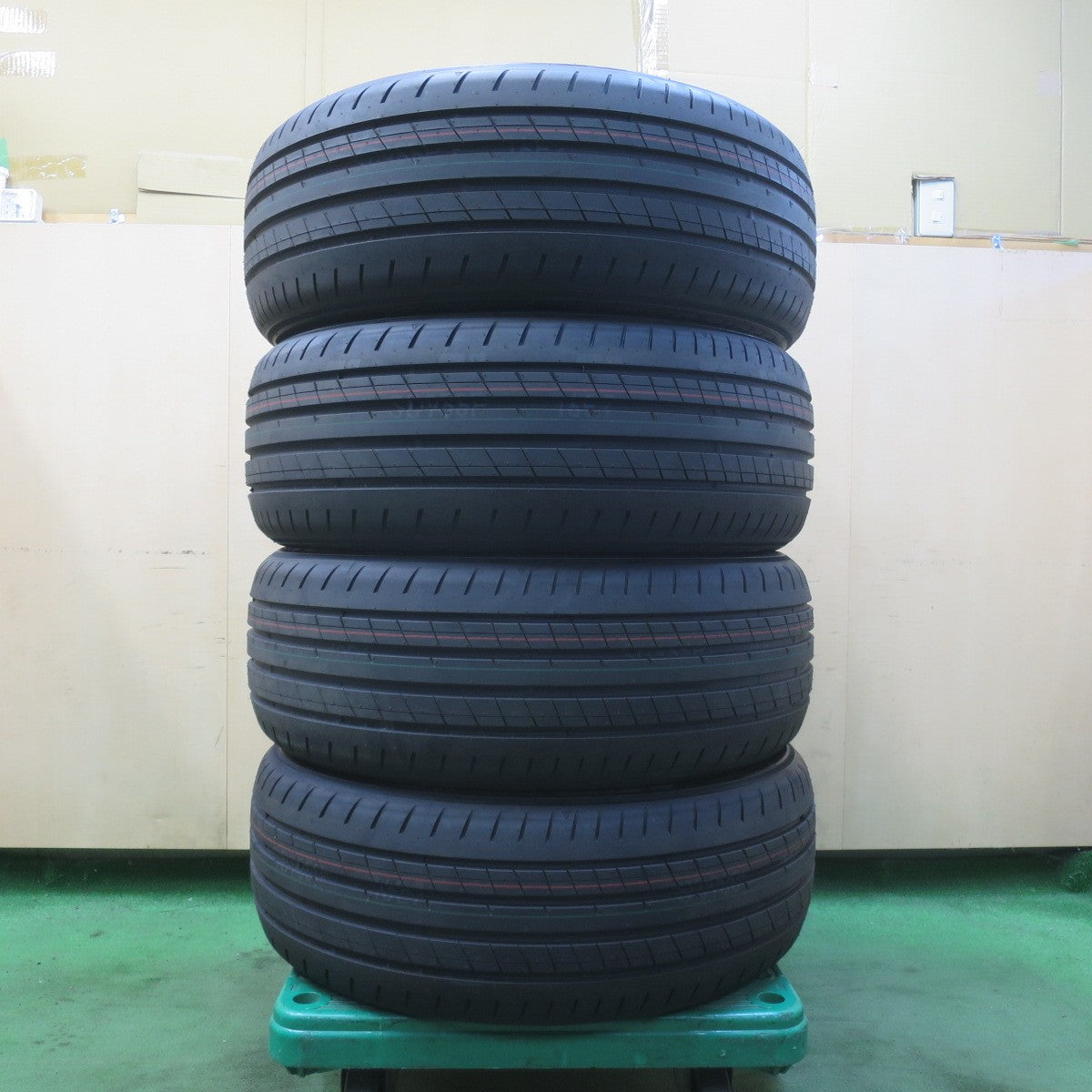 新車外し！25年★235/50R20 トーヨー プロクセス スポーツ PROXES Sport タイヤ 20インチ レクサス NX bZ4X RAV4 CX-80 CX-60 等★6030405イノタ