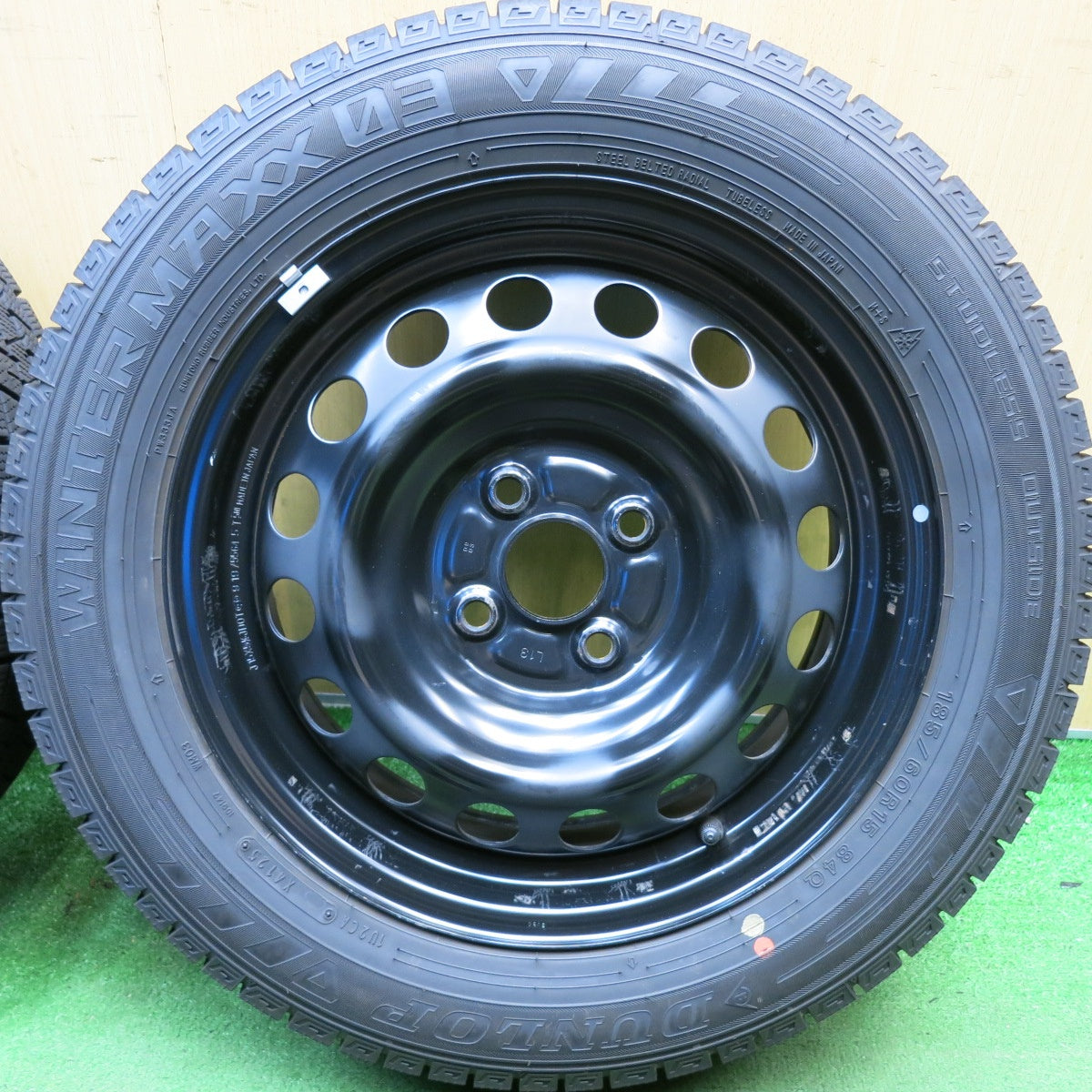 バリ溝！25年！キレイ！9.5分以上◎スタッドレス 185/60R15 ダンロップ ウインターマックス 03 スチール ホイール 15インチ PCD100/4H◎6101002HAス