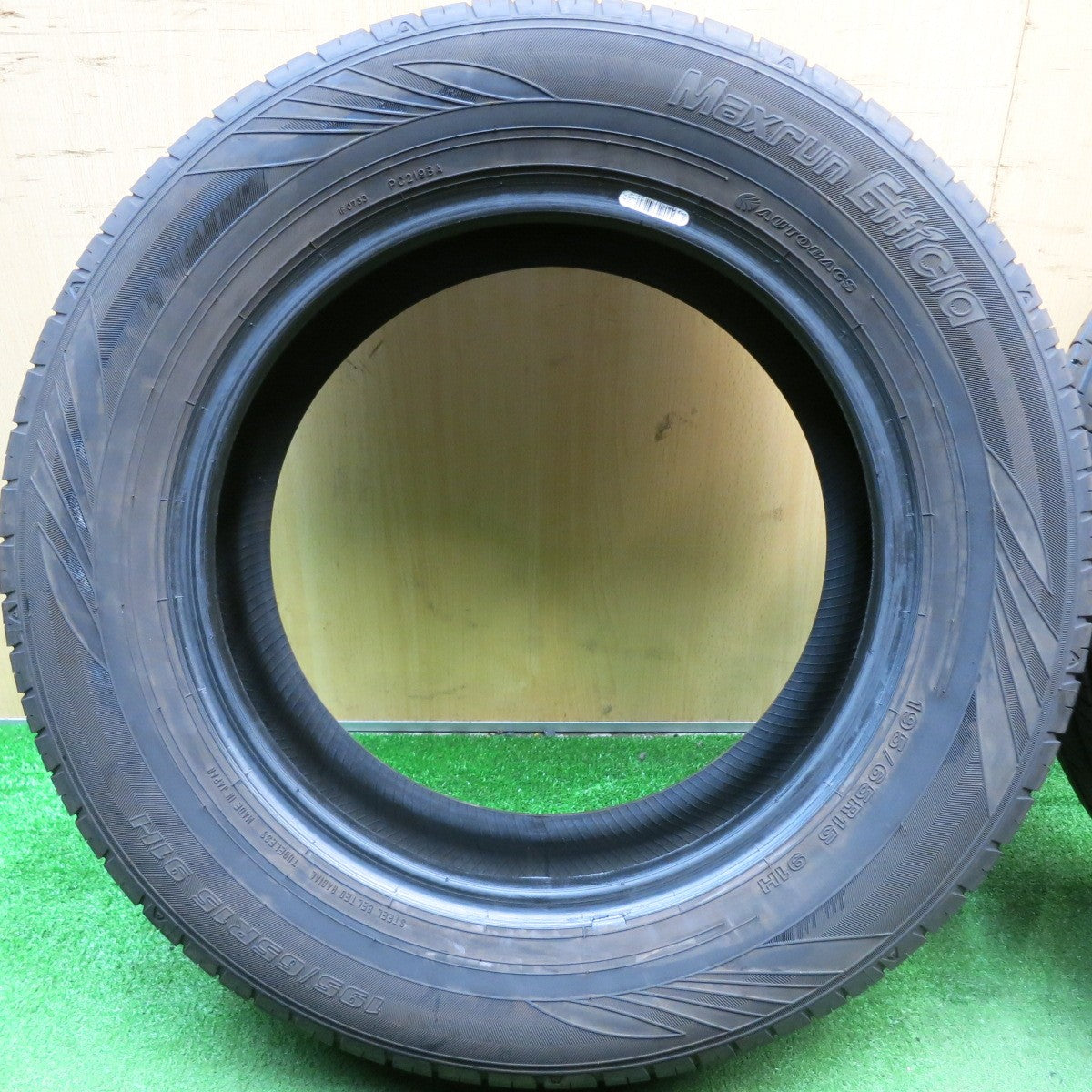 バリ溝！23年！9分★195/65R15 オートバックス Maxrun Efficia マックスラン エフィシア タイヤ 15インチ プリウス セレナ ウィッシュ 等★5071709HAノタ