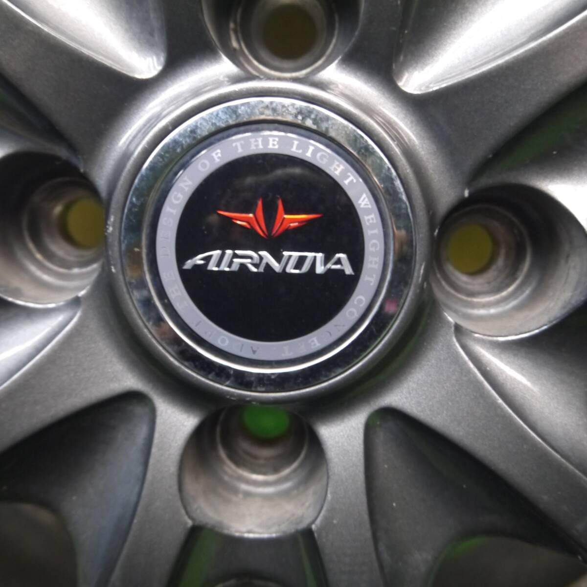 バリ溝！23年！キレイ！9.5分★スタッドレス 185/70R14 ダンロップ ウインターマックス WM02 AIRNOVA SB10 エアノヴァ 14インチ PCD100/4H★4120403Hス