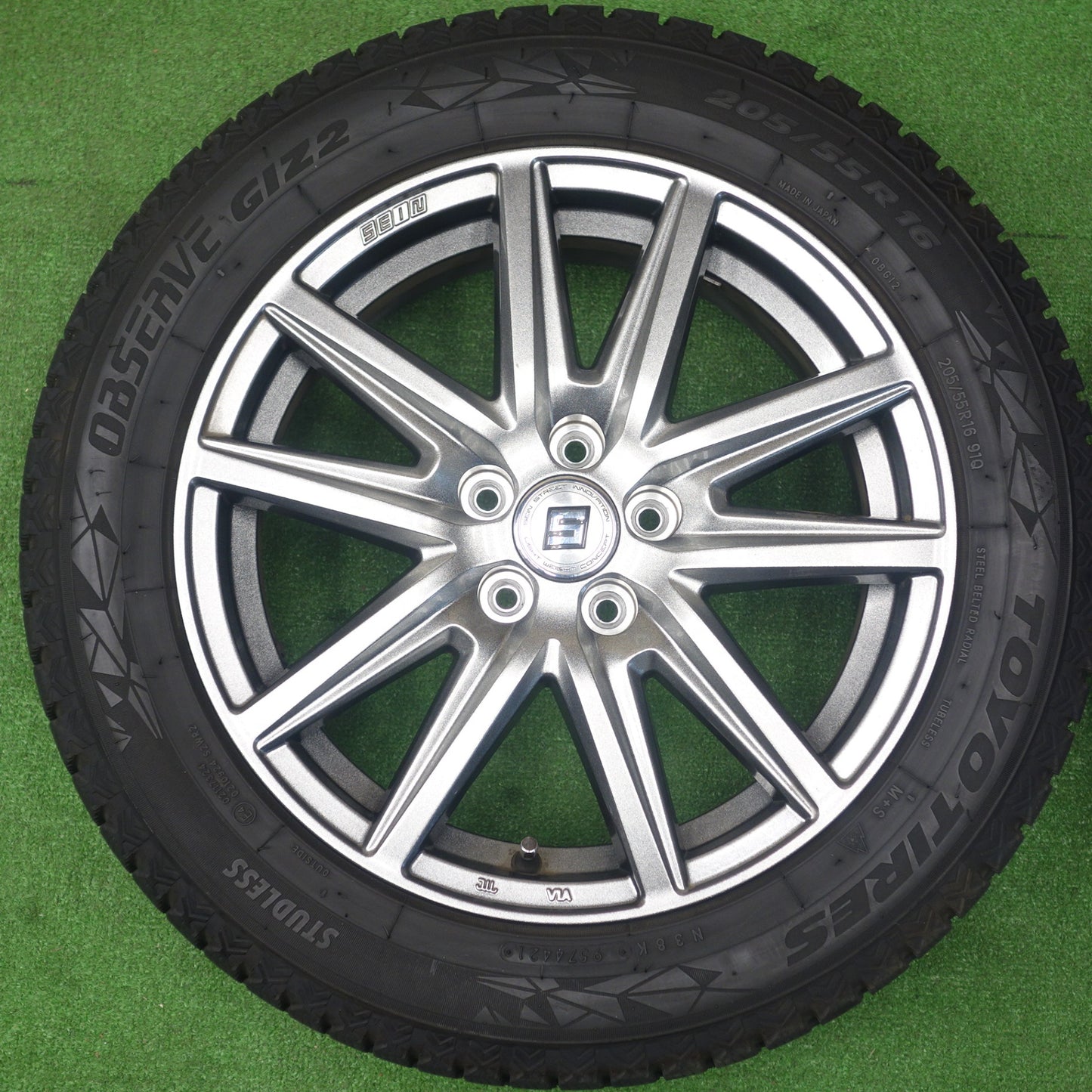バリ溝！キレイ！9分★インプレッサ 等 205/55R16 スタッドレス トーヨー オブザーブ GIZ2 SEIN-SS ザイン 16インチ PCD100/5H★6021901KTス