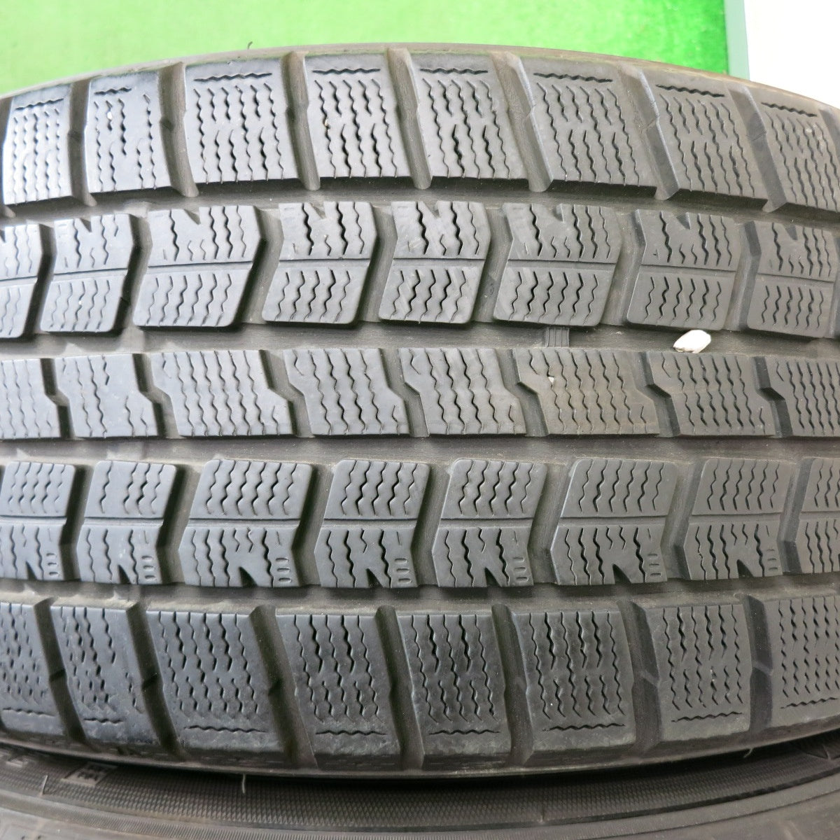 [送料無料] バリ溝！キレイ！8.5分★BMW 等 BAOKANG KE3S010 225/45R18 スタッドレス グッドイヤー アイスナビ7 18インチ PCD120/5H★5010404NJス