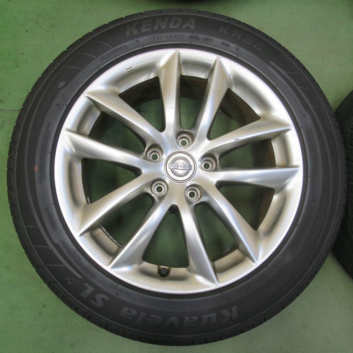バリ溝！9分◎日産 スカイライン 純正 225/55R17 ケンダ KR32 Kuavela SL 17インチ PCD114.3/5H◎6061512イノ