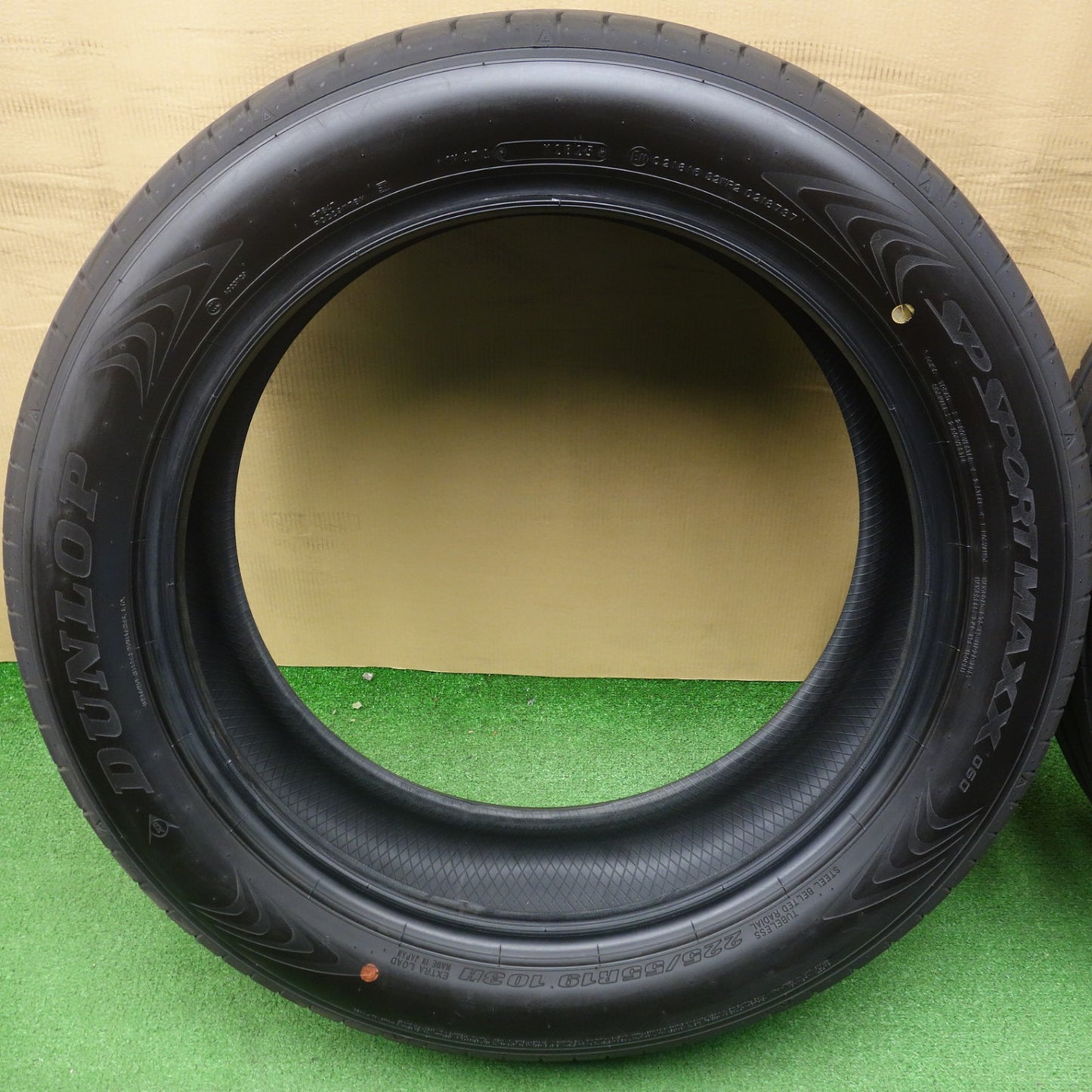 新車外し！25年★225/55R19 ダンロップ SPスポーツマックス 060 タイヤ 19インチ 40系 アルファード ヴェルファイア 等★6061705KTノタ